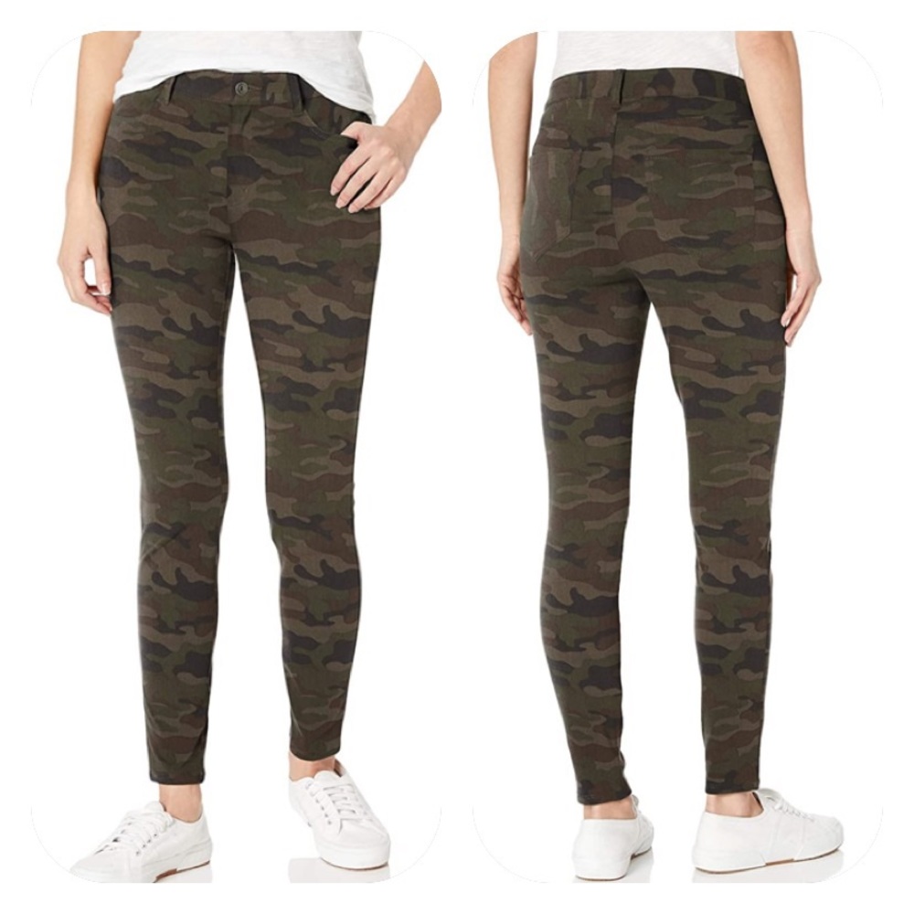 {Amazon Essentials} Skinny Stretch Knit Jegging in Green Camo - Women's 4